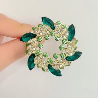 XSB307 - Elegant Round Green Diamond Brooch
